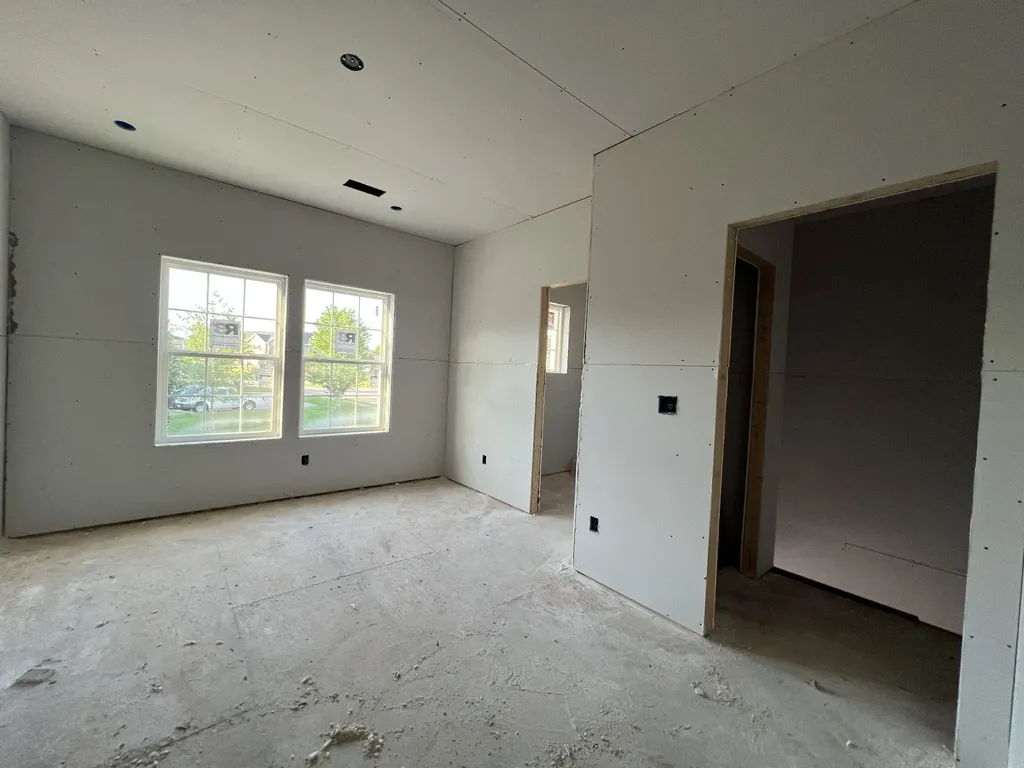 105 Echelon Preserve Clarksville TN 37040