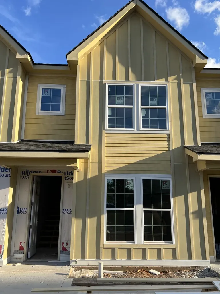 105 Echelon Preserve Clarksville TN 37040