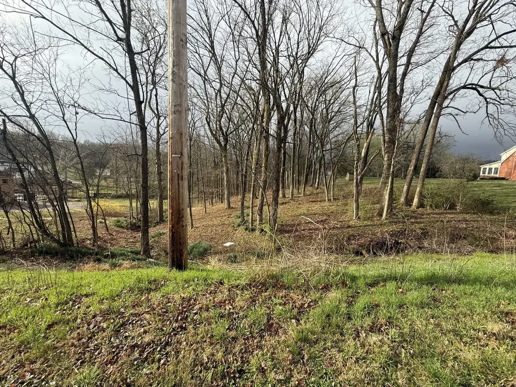 1930 Arlington Road Lebanon TN 37087