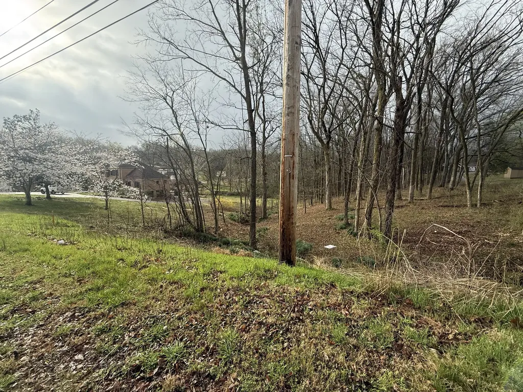 1930 Arlington Road Lebanon TN 37087
