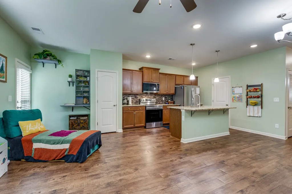 3939 Cannonsgate Lane Murfreesboro TN 37128