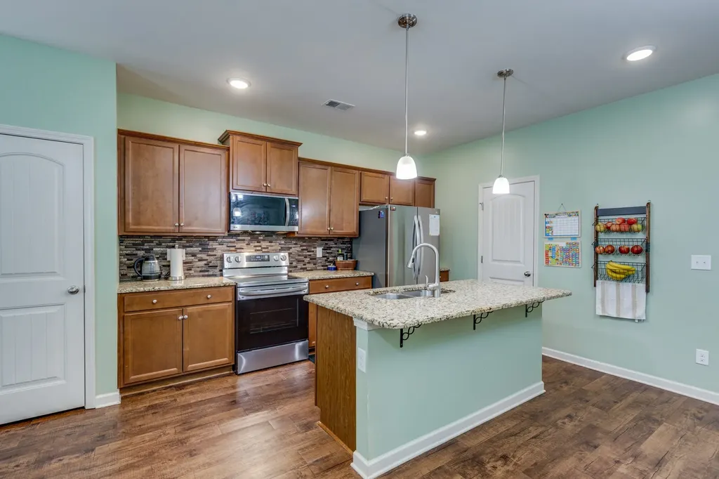 3939 Cannonsgate Lane Murfreesboro TN 37128