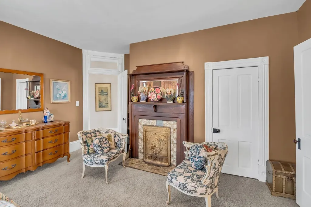 305 Washington St, E Fayetteville TN 37334