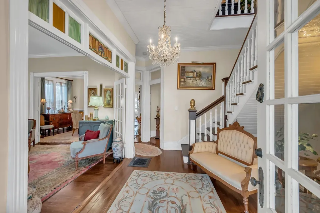 305 Washington St, E Fayetteville TN 37334