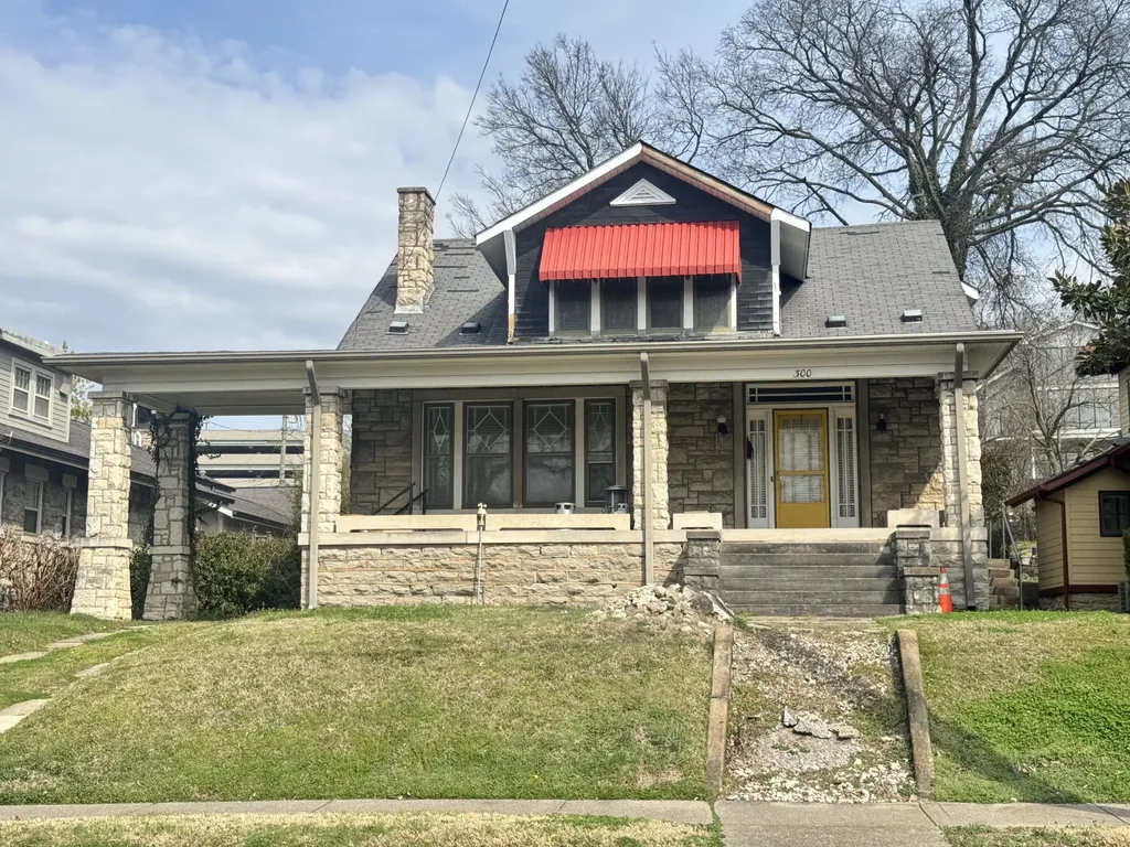 300 Fairfax Avenue Nashville TN 37212