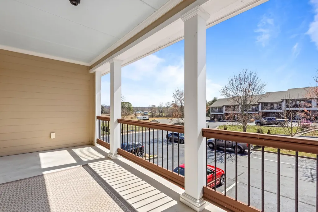 1235 New Lake Road Spring City TN 37381