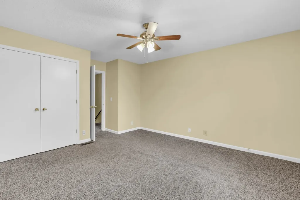 110 Hickory Trace Clarksville TN 37040