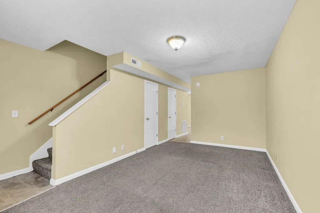 110 Hickory Trace Clarksville TN 37040