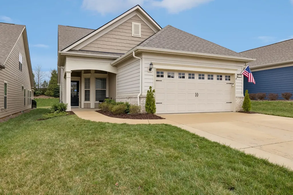 1727 Humphreys Glen Spring Hill TN 37174