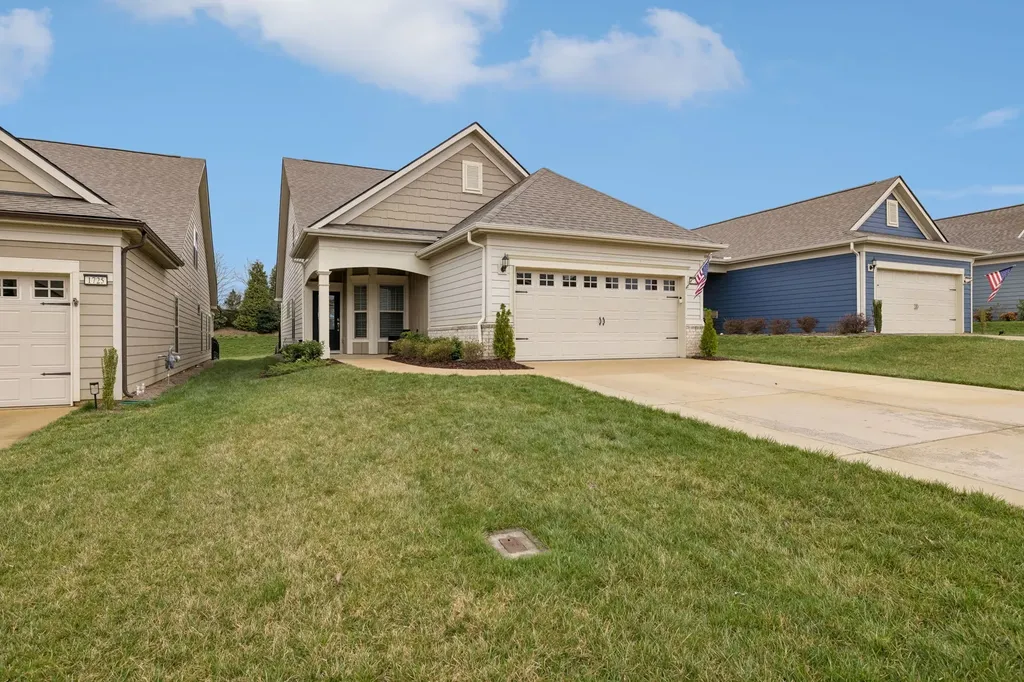 1727 Humphreys Glen Spring Hill TN 37174