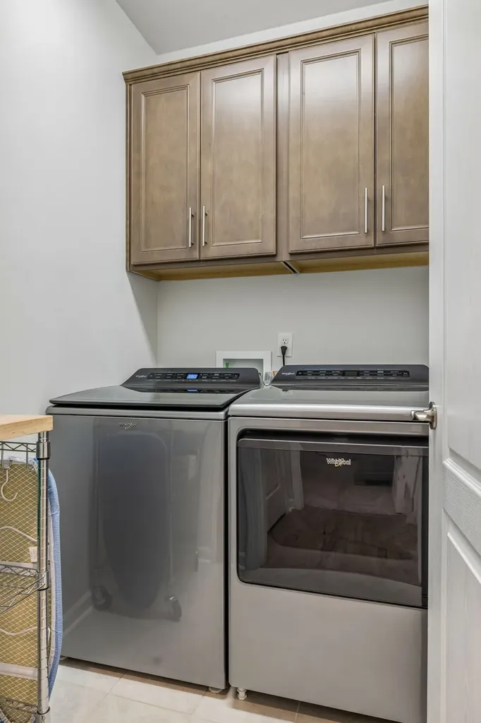 1727 Humphreys Glen Spring Hill TN 37174