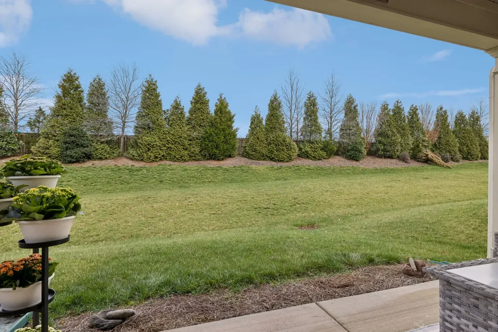 1727 Humphreys Glen Spring Hill TN 37174