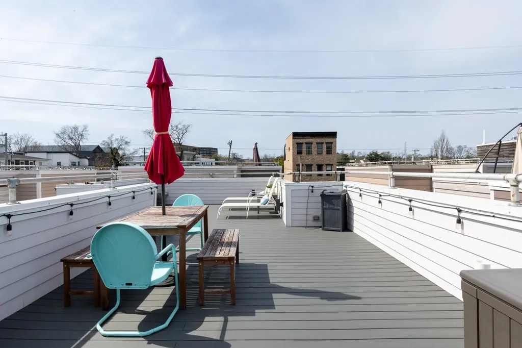 1070B 2nd Ave, S Nashville TN 37210