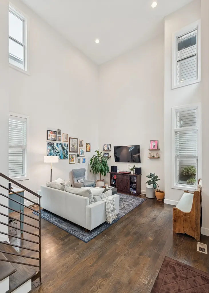 1070B 2nd Ave, S Nashville TN 37210
