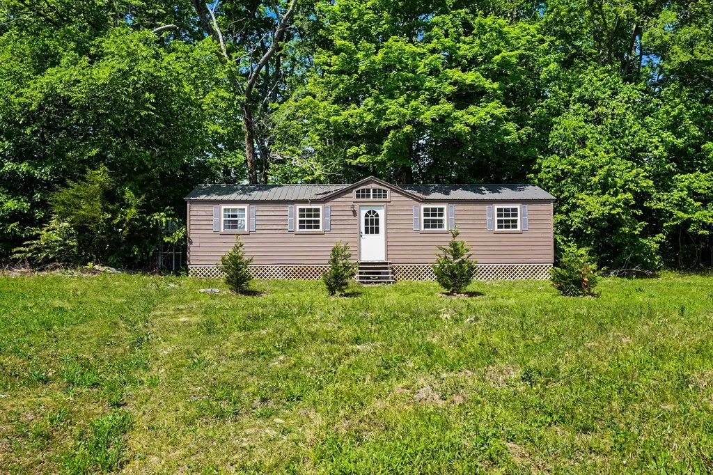 7699 N County Line Road Fairview TN 37062