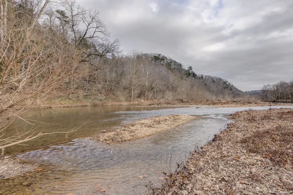 7699 N County Line Road Fairview TN 37062