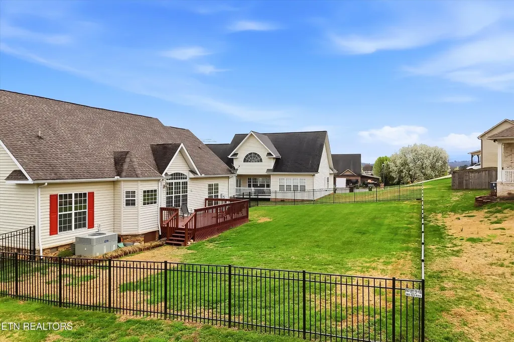 310 Cranfield Drive Maryville TN 37801