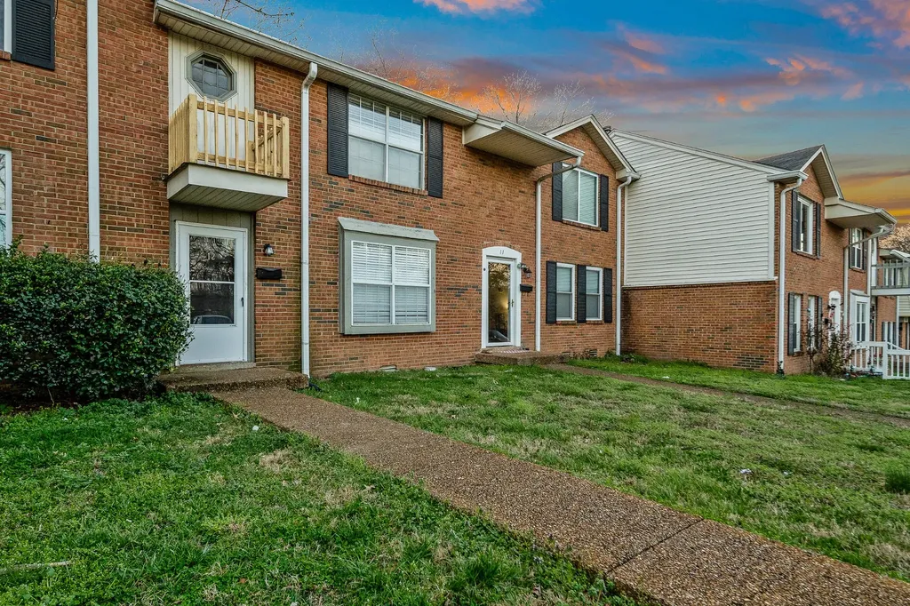 5510 Country Drive Nashville TN 37211