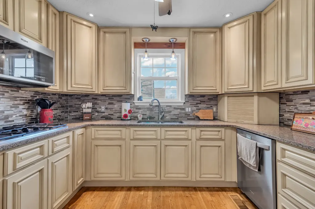 672 Old Snow Hill Road Dowelltown TN 37059