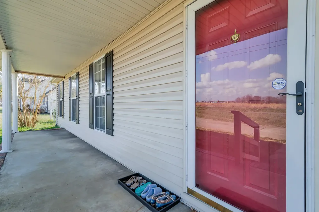 672 Old Snow Hill Road Dowelltown TN 37059