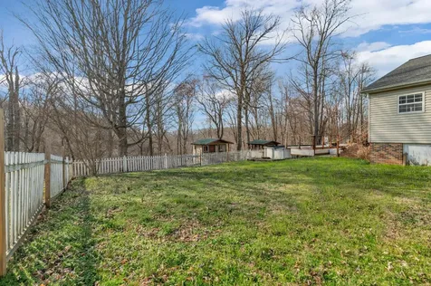 672 Old Snow Hill Road Dowelltown TN 37059