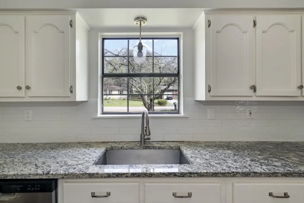 2041 Phillips Street Lewisburg TN 37091