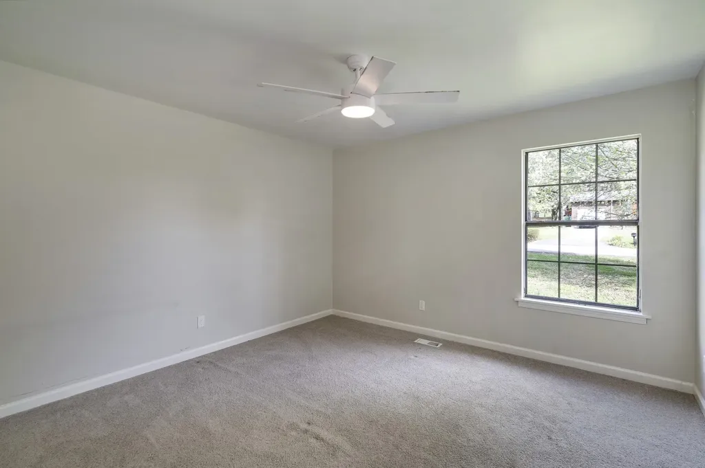 2041 Phillips Street Lewisburg TN 37091