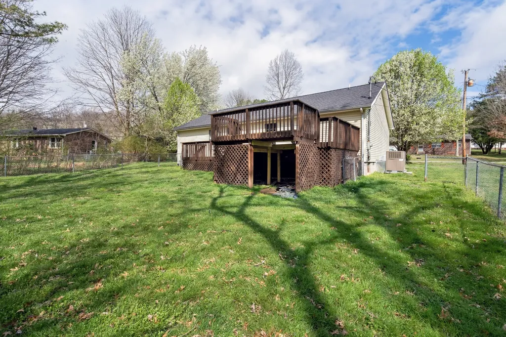 2041 Phillips Street Lewisburg TN 37091