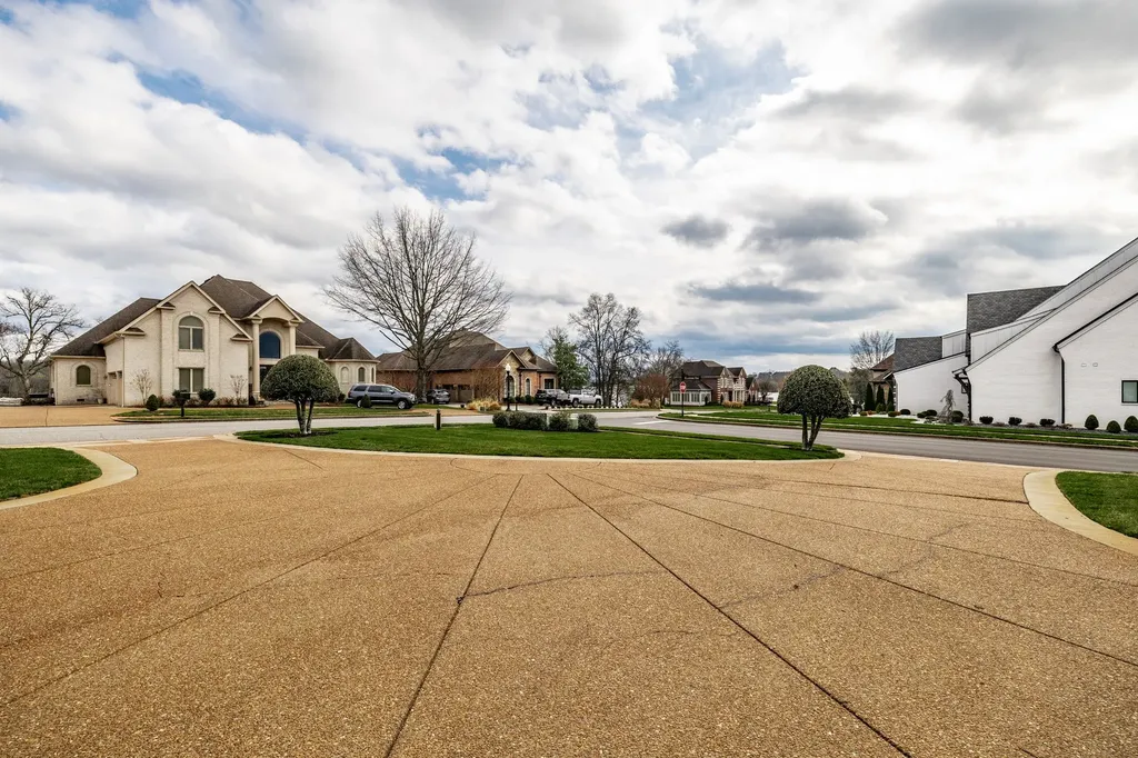 763 Plantation Way Gallatin TN 37066