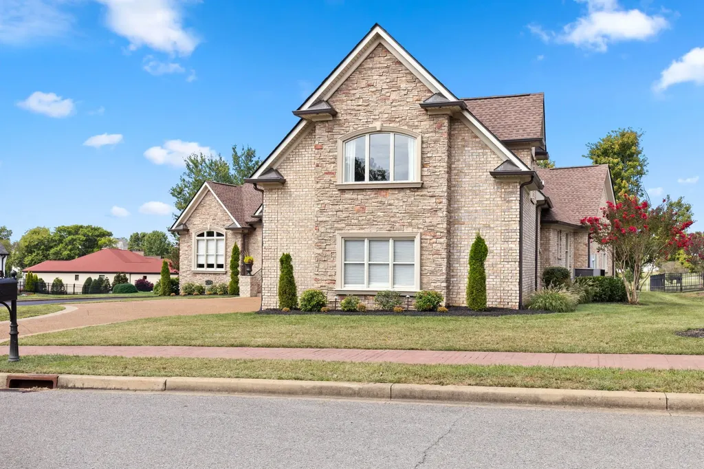 763 Plantation Way Gallatin TN 37066