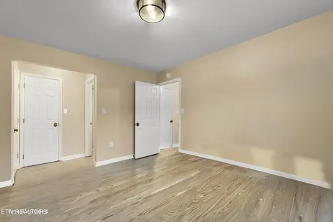 1003 Hardwick Drive Maryville TN 37803