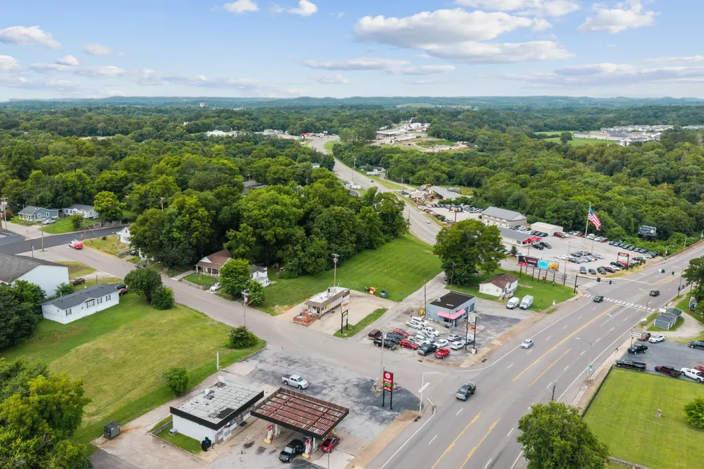 200 W 3rd Street Columbia TN 38401