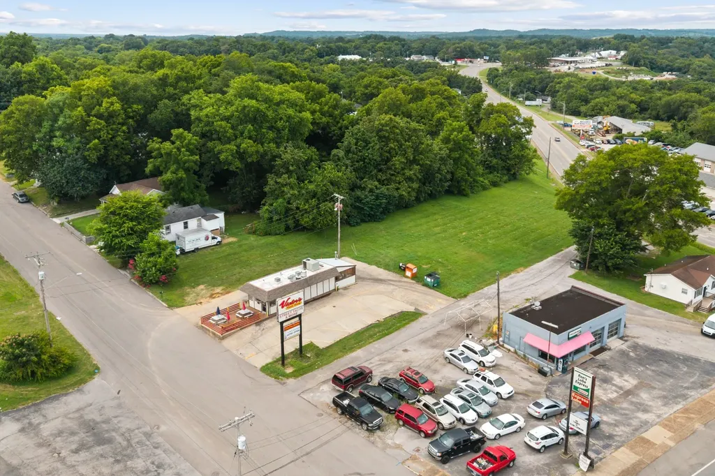 200 W 3rd Street Columbia TN 38401