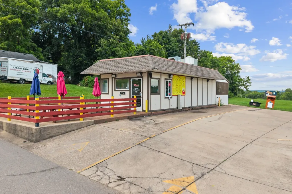 200 W 3rd Street Columbia TN 38401