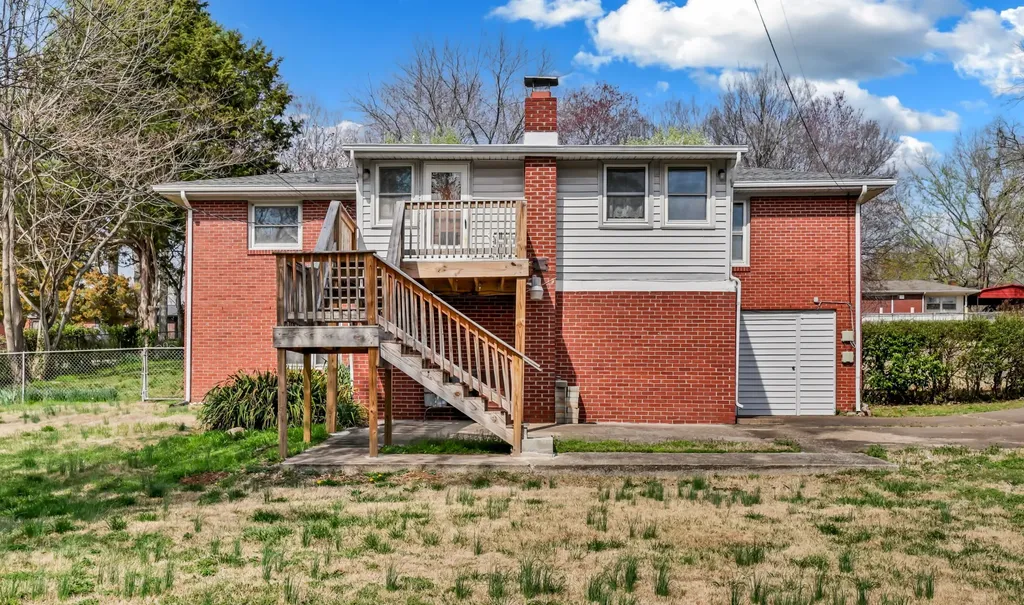 126 Lexington Drive Clarksville TN 37042