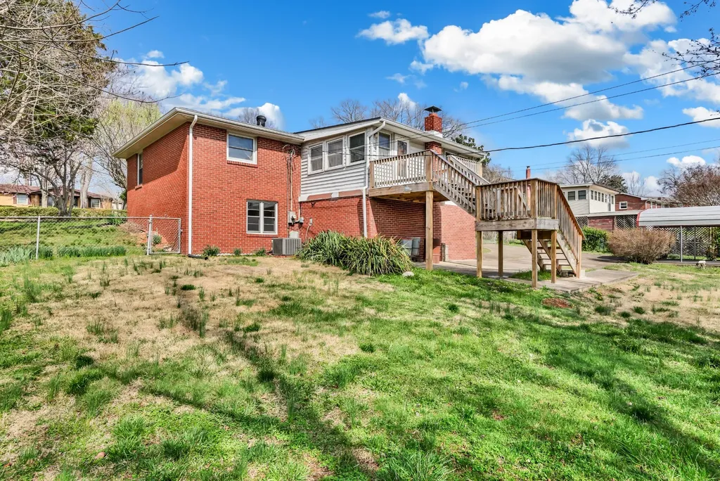126 Lexington Drive Clarksville TN 37042