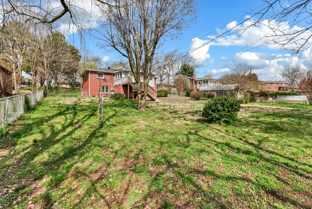 126 Lexington Drive Clarksville TN 37042