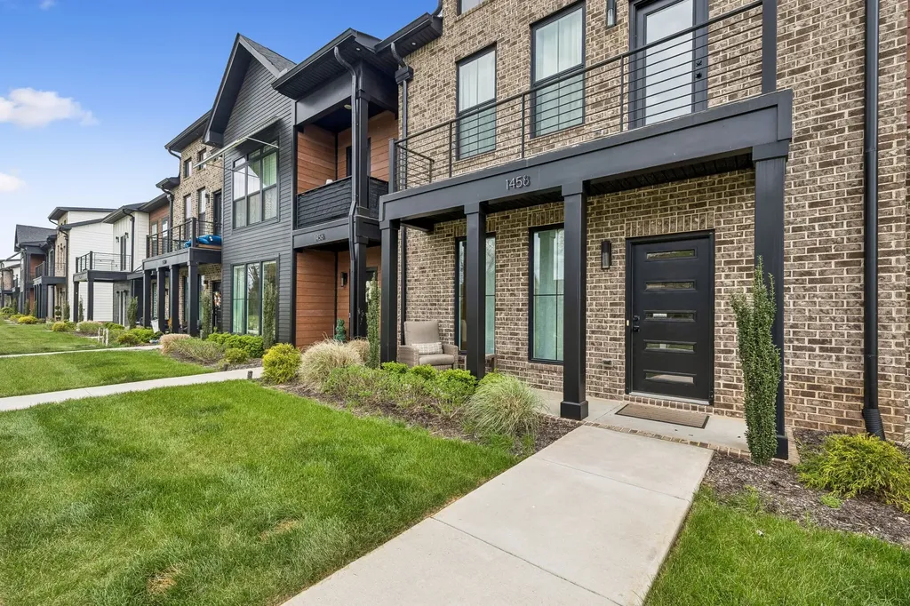 1458 Rebecca Johns Drive Murfreesboro TN 37128