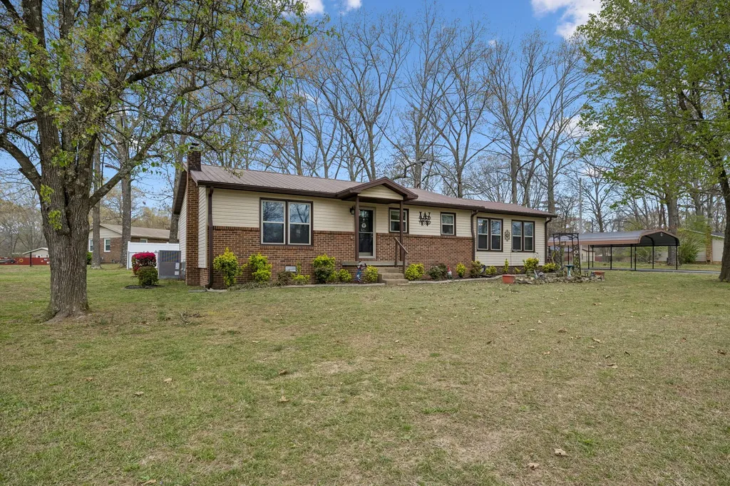 687 Cindy Hollow Road Estill Springs TN 37330
