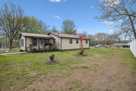 687 Cindy Hollow Road Estill Springs TN 37330