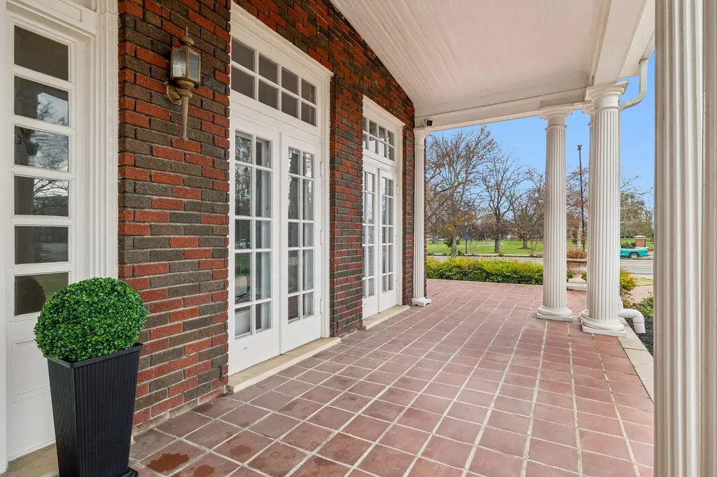 1153 E Main Street Murfreesboro TN 37130