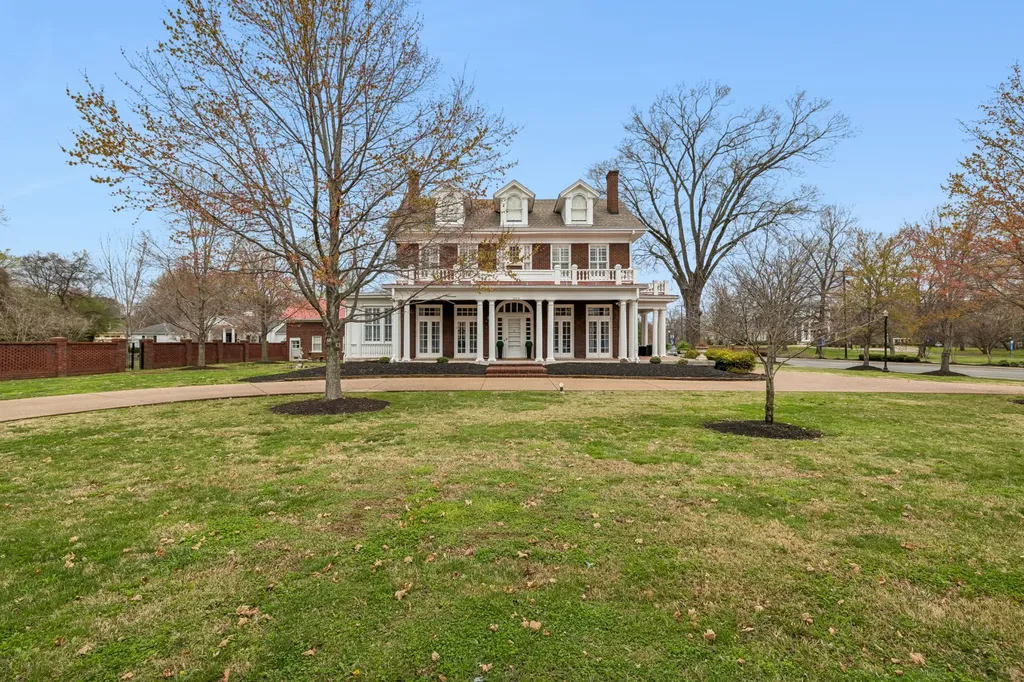 1153 E Main Street Murfreesboro TN 37130