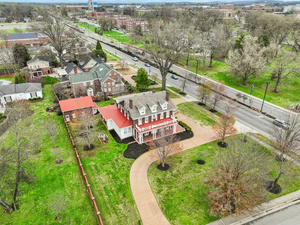 1153 E Main Street Murfreesboro TN 37130