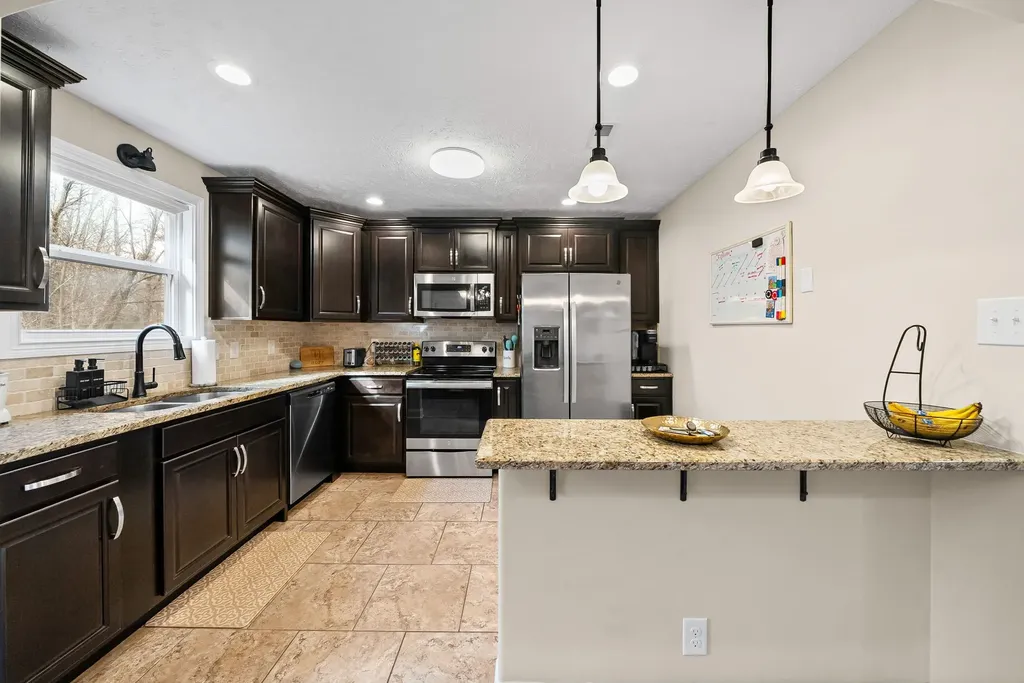 656 Deer Ridge Drive Clarksville TN 37042
