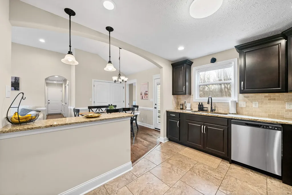 656 Deer Ridge Drive Clarksville TN 37042