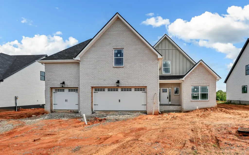 222 Low Plains Lane Clarksville TN 37043