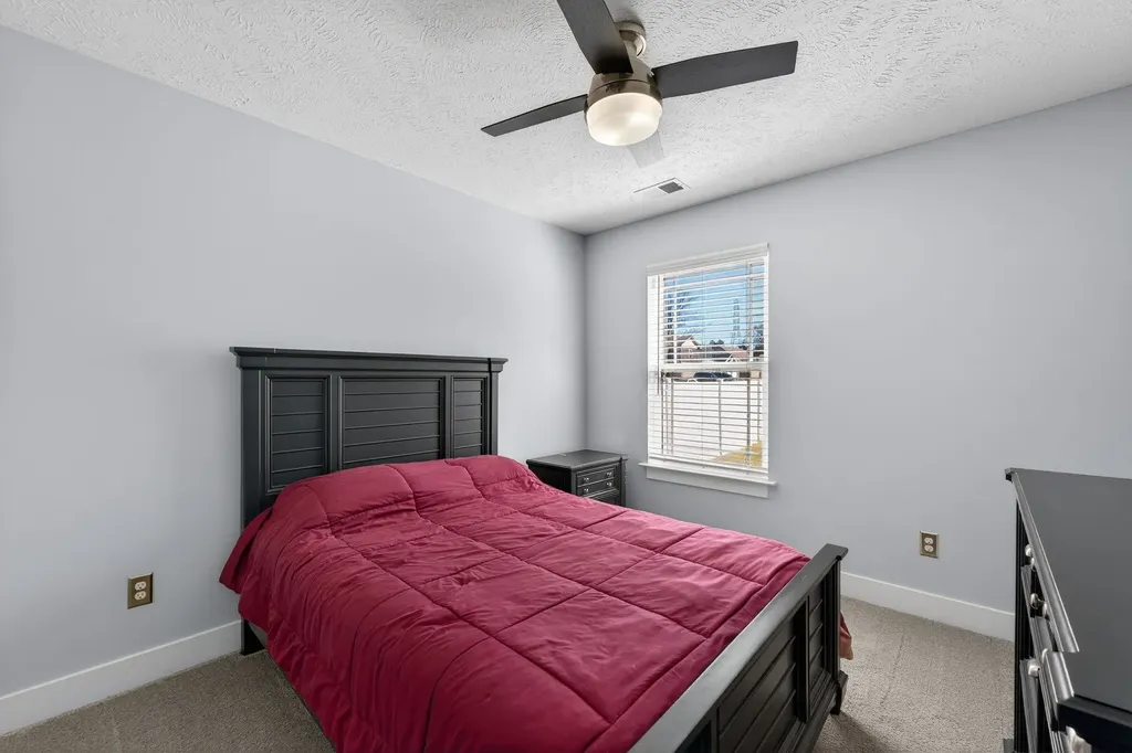 2216 Rolling Hills Christiana TN 37037