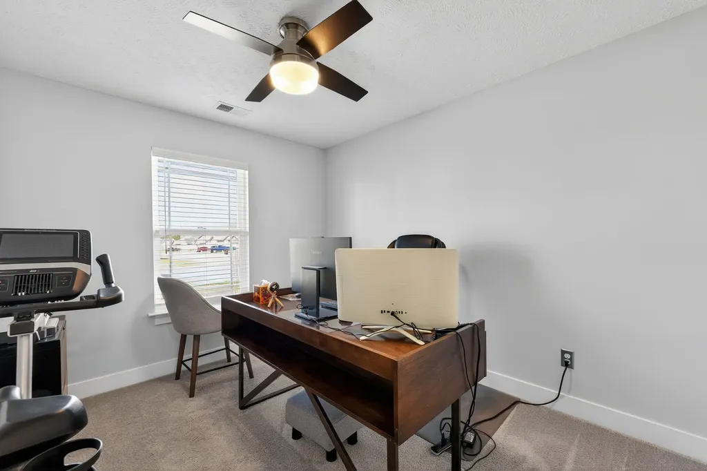 2216 Rolling Hills Christiana TN 37037