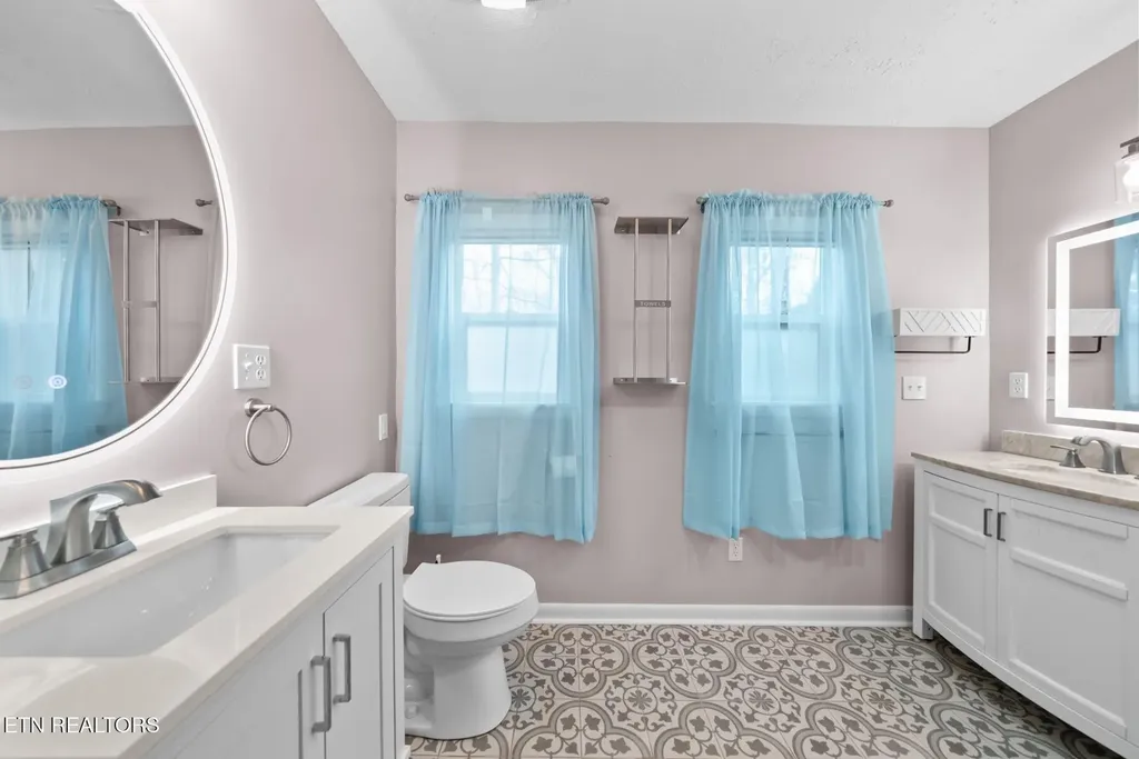 2275 Spruce Loop Crossville TN 38555