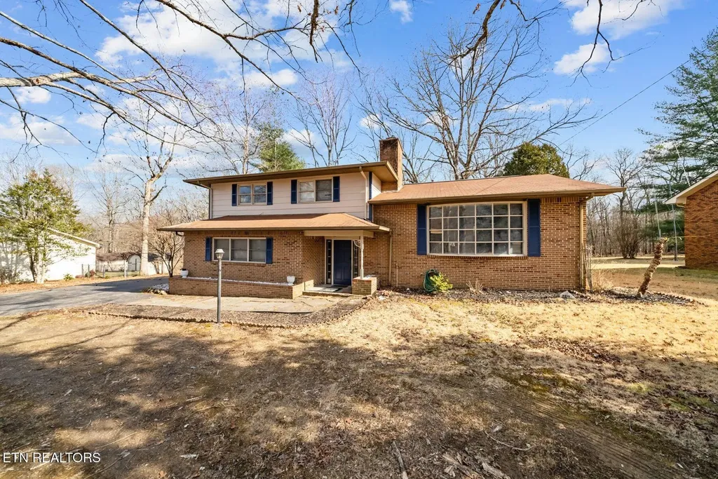 2275 Spruce Loop Crossville TN 38555